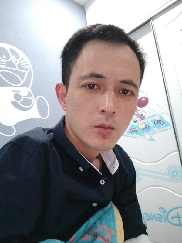 容晨的第一张照片--三明征婚网