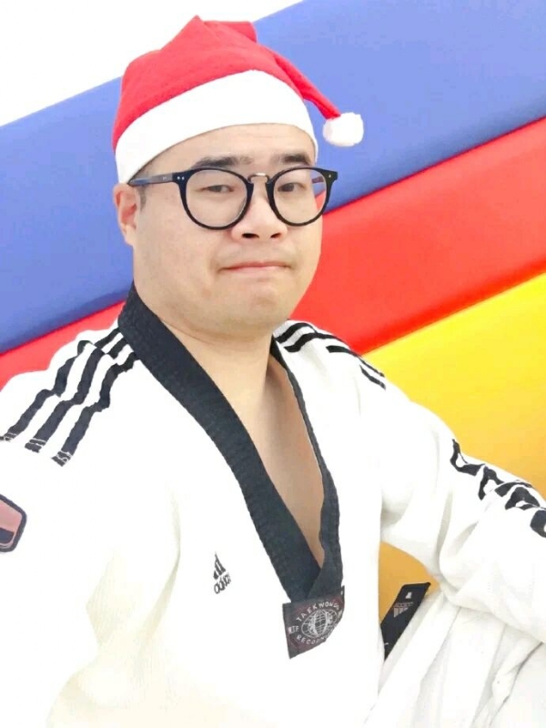 何当重相见的第一张照片--三明征婚网