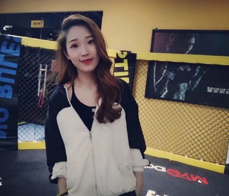 平ling的第三张照片--三明征婚网