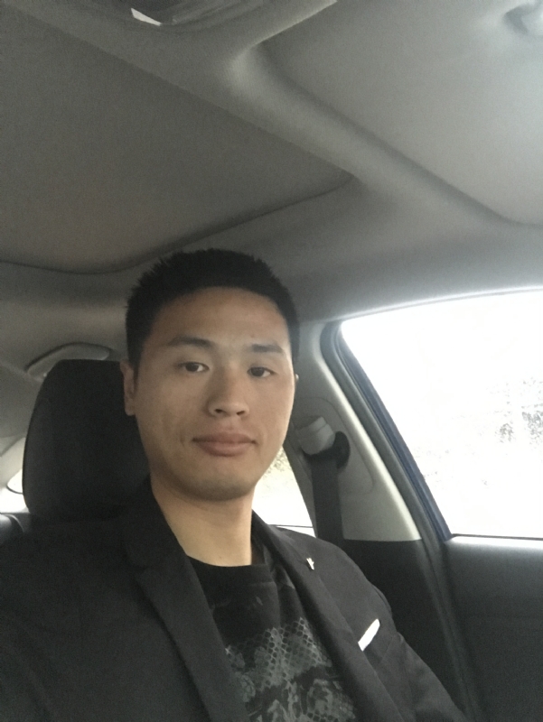 向前走的第二张照片--三明征婚网