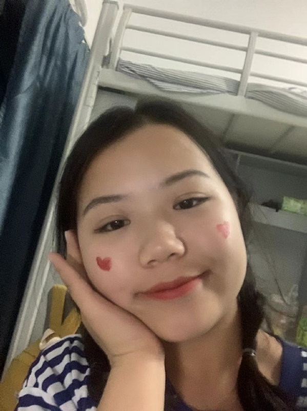 轻轻的一片云的第一张照片--三明征婚网