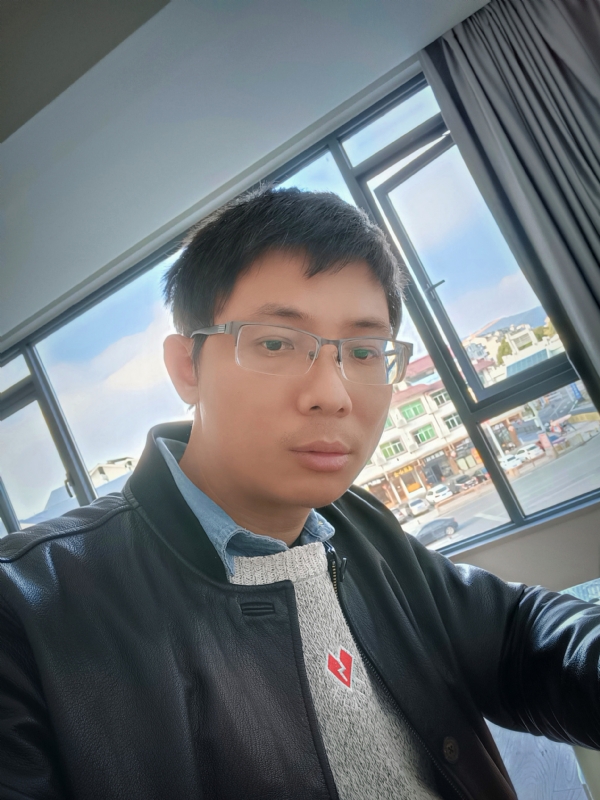 也许只是缺少一个拥抱的第二张照片--三明征婚网