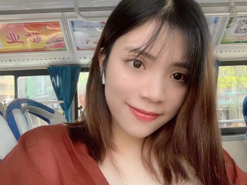 小眼睛的第一张照片--三明征婚网