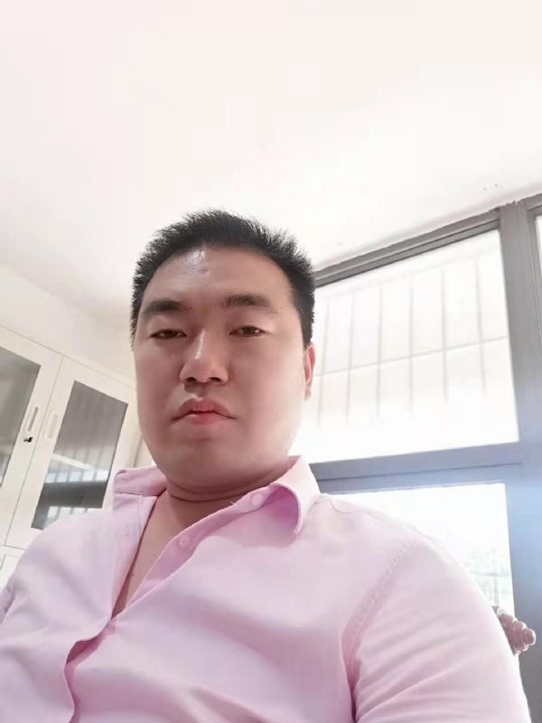 命运的打拼的第一张照片--三明征婚网