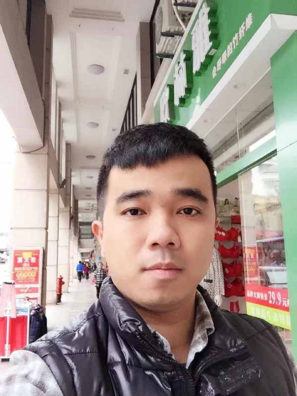 小小怪兽的第一张照片--三明征婚网