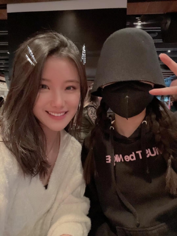 若微的第一张照片--三明征婚网