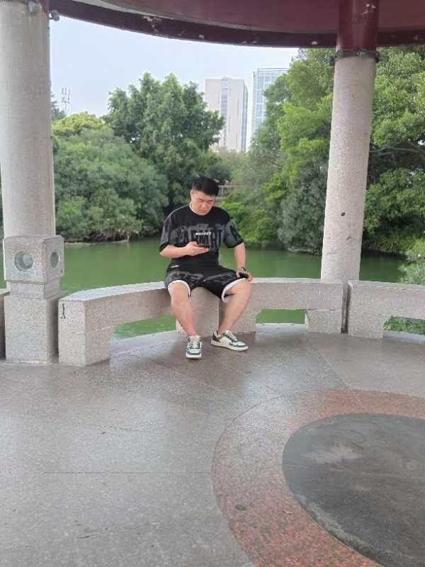 不善挽留的第一张照片--三明征婚网