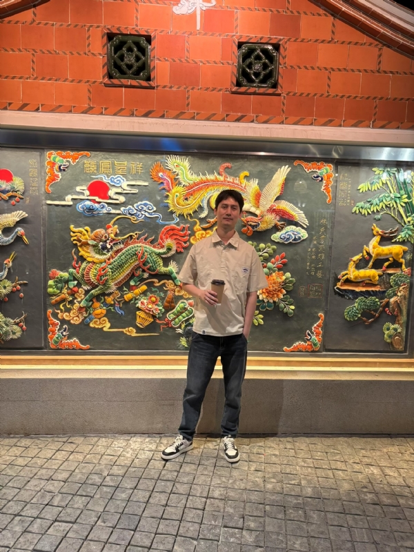 笙箫何的第三张照片--三明征婚网