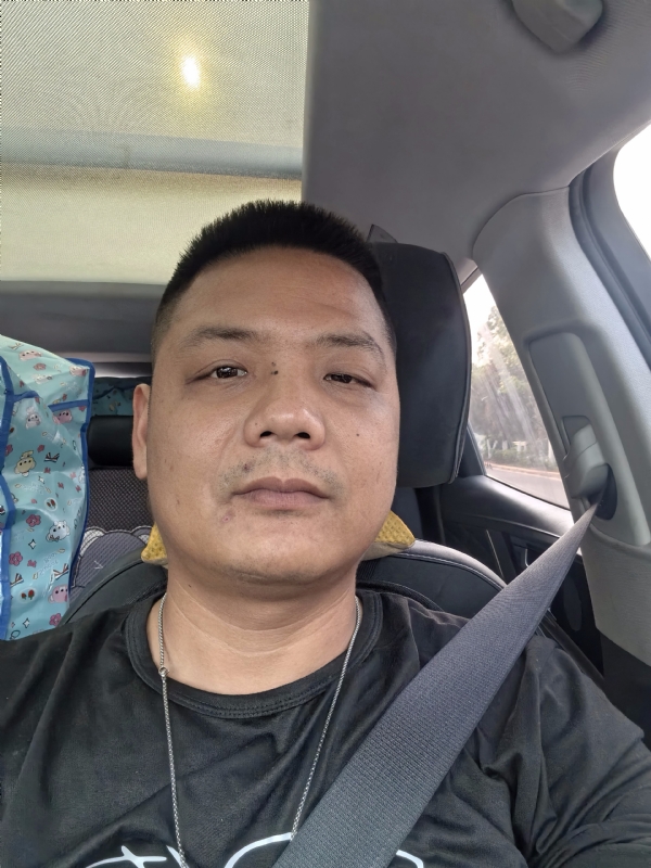 卖电池的大叔的第一张照片--三明征婚网